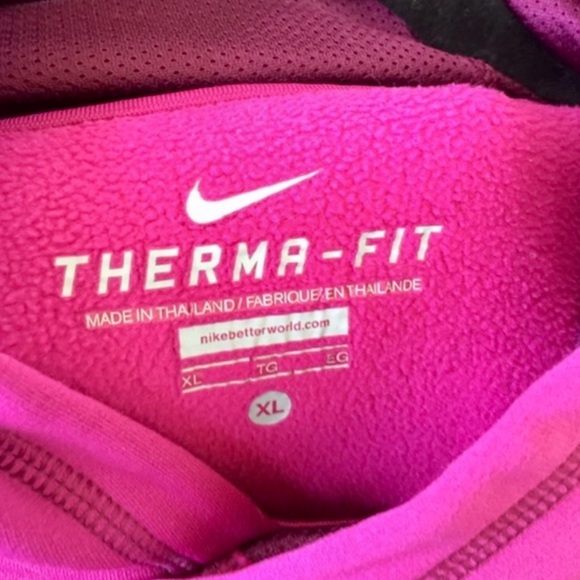 🌿Nike therma-fit pink hooded sweatshirt - Picture 3 of 4